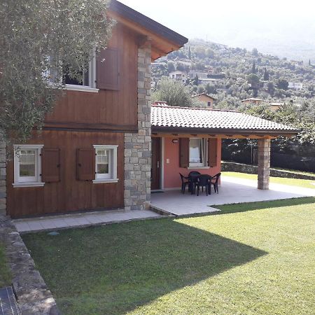 Villa Pia มัลเชซิเน ภายนอก รูปภาพ